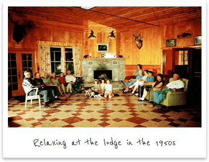 Frog Rapids Camp lodge and guests