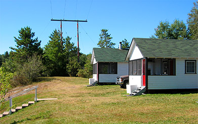 Frog Rapids Camp cottages