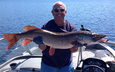 Frog Rapids Camp - Northern Pike fishing